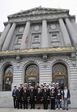 Экипаж «Паллады» на ступенях перед City Hall