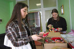«Безразличных нет»: в Молодёжном центре Дальрыбвтуза идёт сбор гуманитарной помощи для СВО